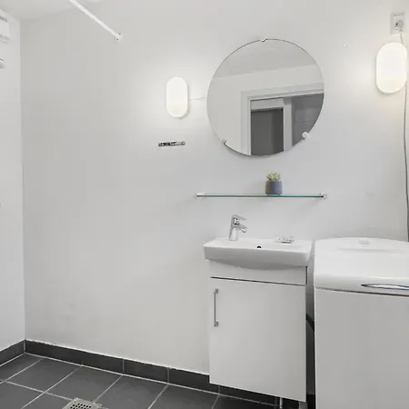 2 Bedroom Awesome In